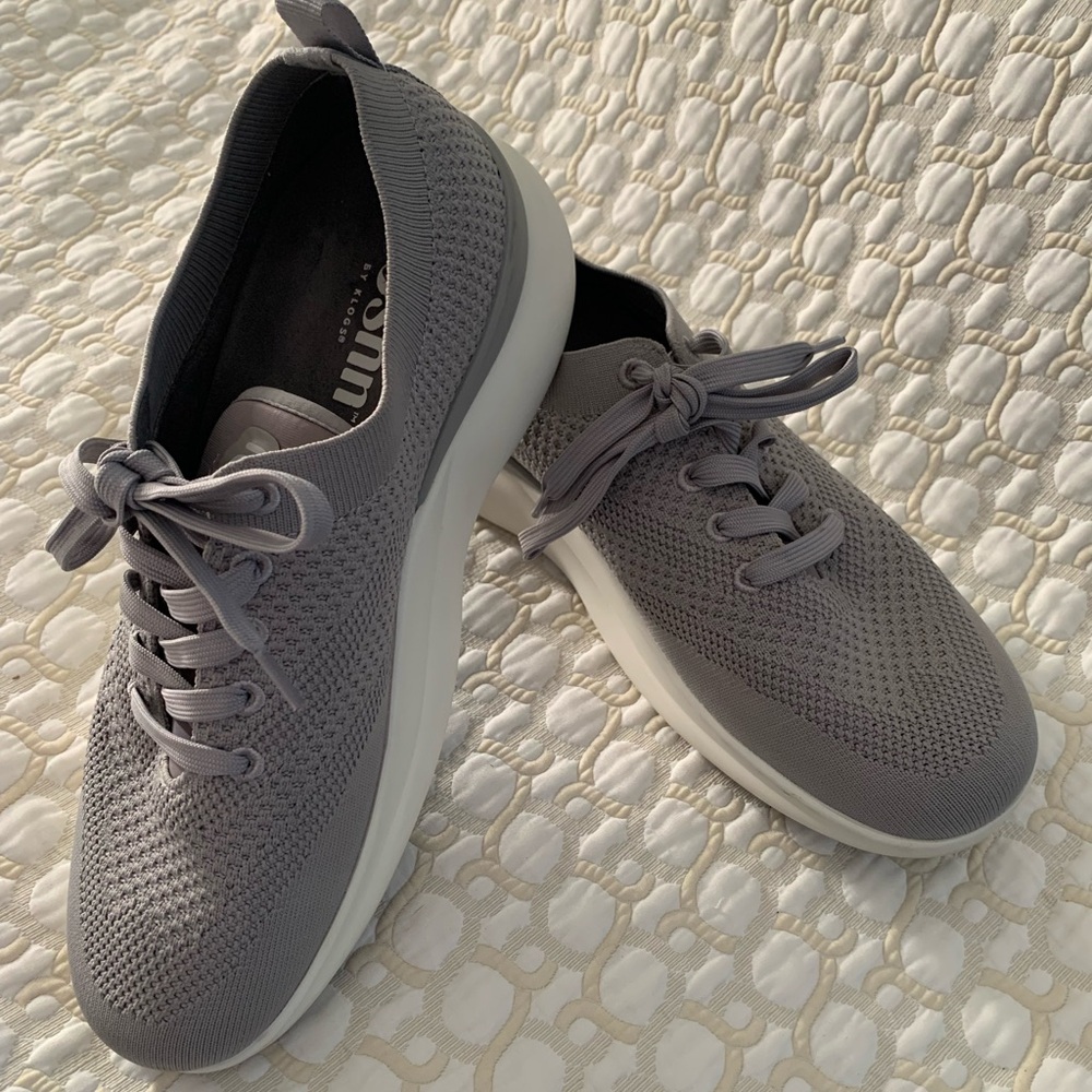 Klogs Moshn Gray Footwear